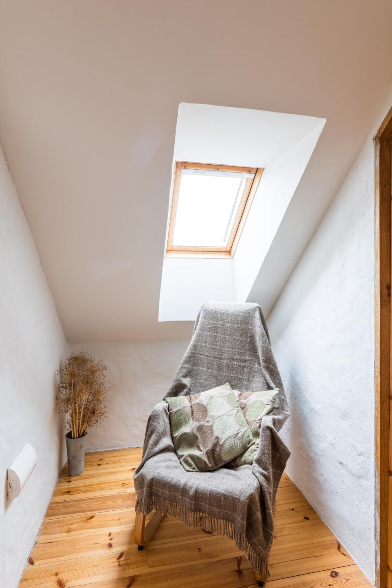 The Workshop- Eco Cottage By The Coastal Path Goodwick Eksteriør bilde
